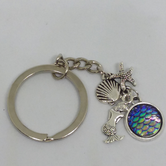 Luny's Emporium Accessories - Mermaid charms key chain